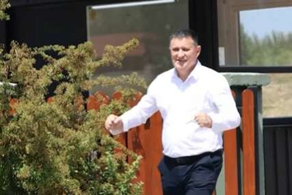 (VIDEO) “Posebna organizacija na koju sam ponosan” Na visoravni Manjače održan trening kamp u skokovima u vodu, prisustvovao i Đajić