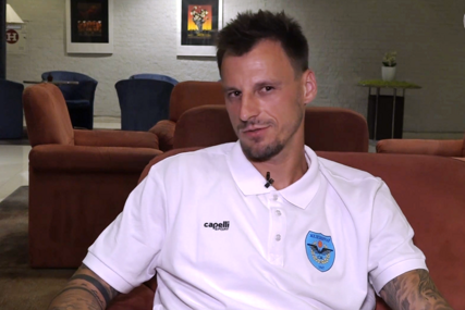 (VIDEO) Čudesna priča srpskog golmana: Zoran Popović  opisao kako je ostvario svoj, ali i fudbalski san svog brata