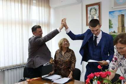Vlado Đajić sa maturantima