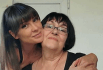 PRAVA DAMA Dragana Mićalović objavila fotografiju sa majkom, pa pokazala od koga je naslijedila ljepotu
