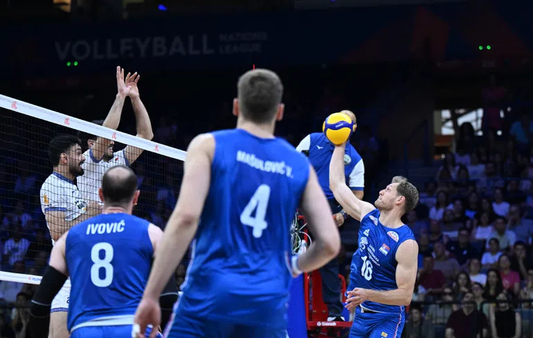 IRAN SLAVIO U ARENI Odbojkaši pokazali da mogu, ali to im ne znači ništa