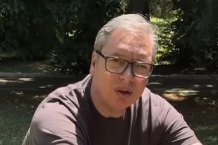 (VIDEO) "Ja sad nešto glumim, kao fizički sam aktivan" Vučić u opuštenom izdanju, sjeo na travu i ovo poručio građanima