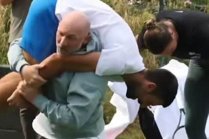 (VIDEO) Đoković se obračunao sa trenerom Arine Sabalenke: Nije imao sreće, on ga IZNIO SA TERENA, teniserka sa osmijehom sve posmatrala