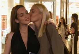 (FOTO) "Ti si više od ĐAKA GENERACIJE" Kćerka Nataše Bekvalac maturirala, a evo koju srednju školu je završila