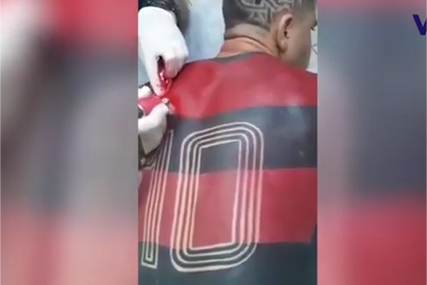 (VIDEO) Da li je ovo najveći fan: Mauricio ISTETOVIRAO FUDBALSKI DRES, proces trajao godinu dana