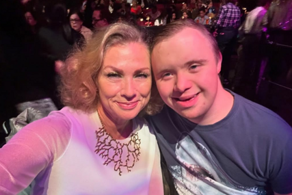 (FOTO) Popularna Esmeralda teško podnijela OZBILJNU DIJAGNOZU SINA "Muž već ima dvoje zdrave i prave djece, a ja sam mu RODILA BOLESNO DIJETE"
