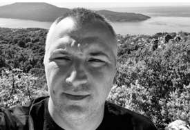 Poginuo na mjestu: Ovo je Igor Ivković (44) koji je stradao kod Ilijaša kada se motorom zakucao u kombi