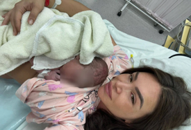 NAPROSTO BLISTA Ovo je prva fotografija nasljednika Uroša Živkovića i lijepe Jovane koja ne prestaje da oduševljava izgledom