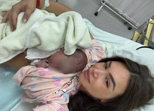 NAPROSTO BLISTA Ovo je prva fotografija nasljednika Uroša Živkovića i lijepe Jovane koja ne prestaje da oduševljava izgledom
