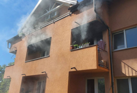 (FOTO) Buran dan za BANJALUČKE VATROGASCE: U jednom stanu izbio požar, a u drugom pčele napravile haos