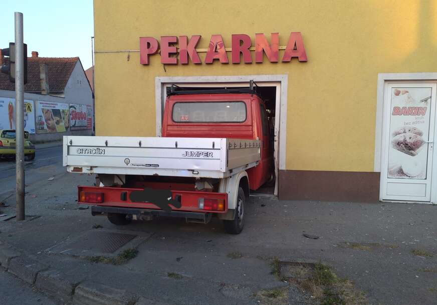 Kamion u pekari