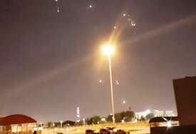 (VIDEO) POČELA IRANSKA ODMAZDA Napadnute američke baze u Kataru i Iraku, ispaljeno najmanje 6 raketa