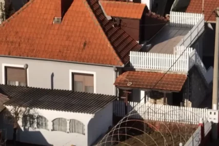 (VIDEO) “Nije joj dao da pjeva, MORALI SU SE RASTATI” Ovdje je odrasla Suzana Jovanović, komšije otkrile detalje o njenom prvom mužu