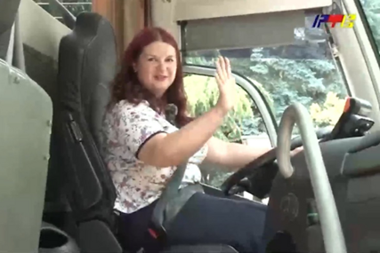 (VIDEO) Rado sluša pohvale da VOZI BOLJE OD MUŠKARACA: Maja je prvi ženski VOZAČ AUTOBUSA, a svoj posao ne bi mijenjala nikada