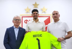 (FOTO) SADA JE I ZVANIČNO Mateus predstavljen na Marakani kao novi golman Crvene zvezde