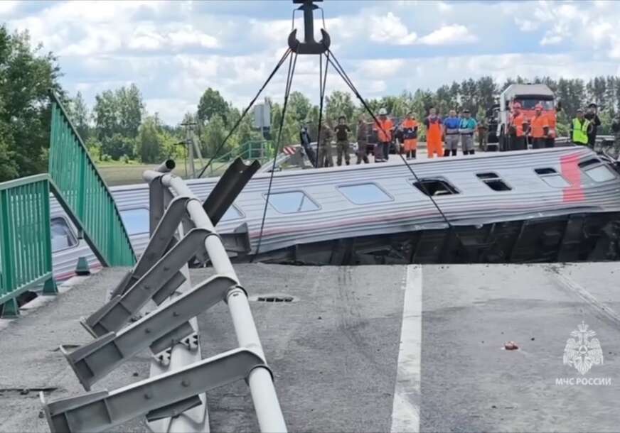 Srušeni most u Rusiji