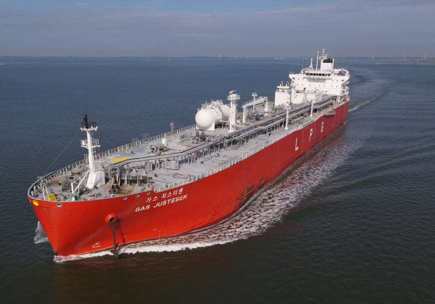 Naftni tanker