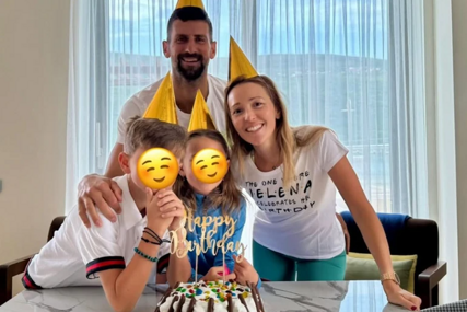 SLAVLJE U KUĆI ĐOKOVIĆA Tara mami priredila iznenađenje, podijelili sliku sa proslave