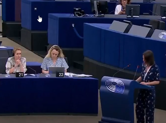 Španska poslanica optužuje Ursulu fon der Lajen