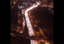 (VIDEO) NEZAPAMĆENO U ISTORIJI Haos u Teheranu, u toku evakuacija, prodavnice zatvorene