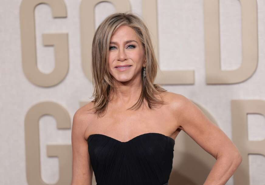 Dženifer Aniston