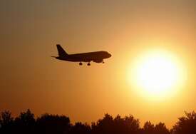 STRAVIČNE SCENE Avion u Dubrovniku morao hitno da sleti, zapalio mu se motor