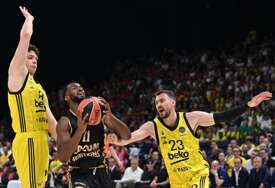 SADA JE SIGURNO Biberović ostaje u Fenerbahčeu, košarkaš produžio ugovor