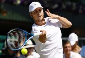 SADA SE ČEKA NOVAK Kecmanović nakon preokreta savladao Holanđanina i stigao do 3. kola na Vimbldonu