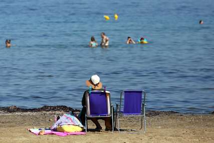 Na jednoj već izdato hitno upozorenje: Spisak NAJOPASNIJIH PLAŽA u Grčkoj, kada vidite ovo ne ulazite u vodu