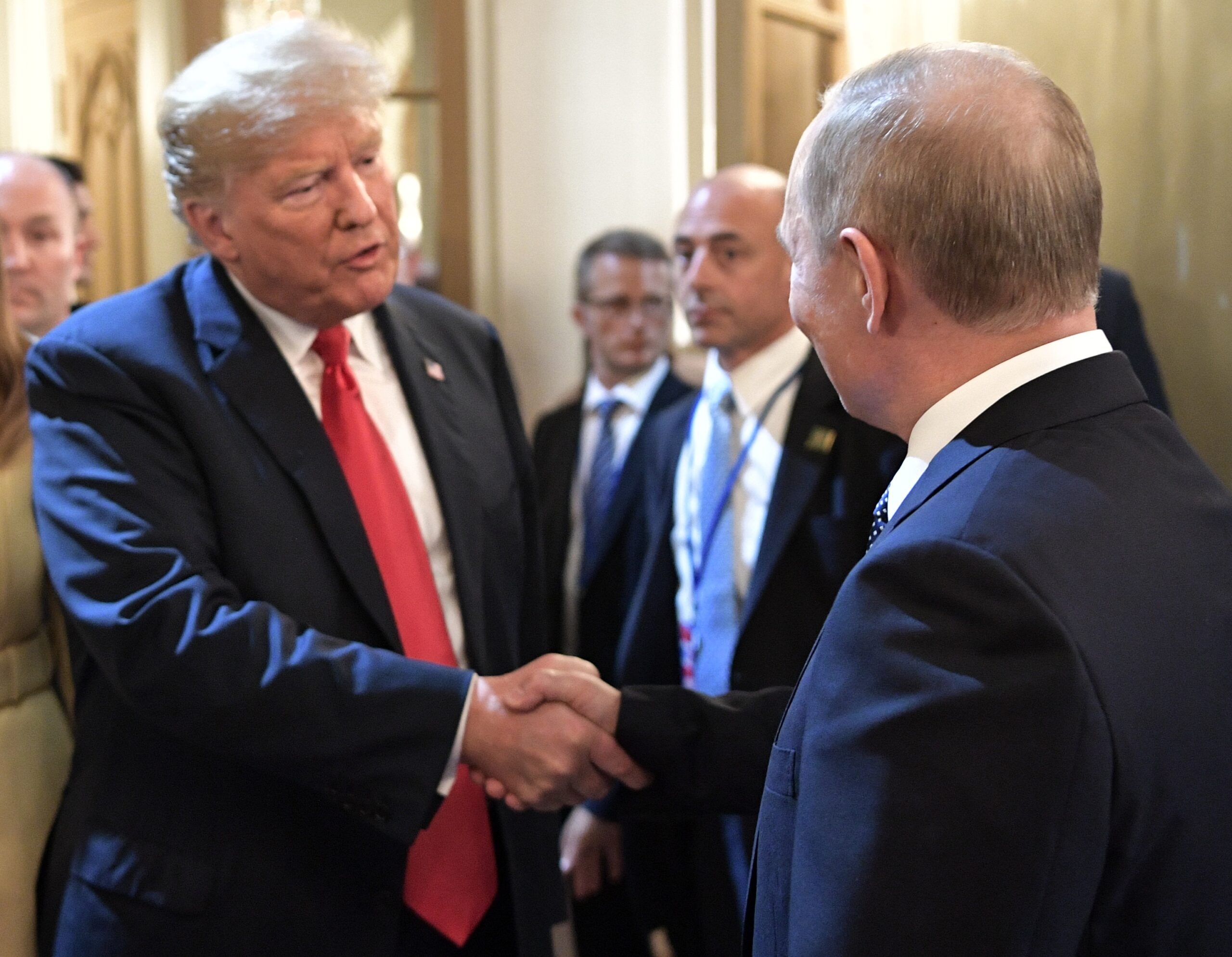 "Moskva NE ODUSTAJE od svojih CILJEVA" Tramp i Putin obavili telefonski razgovor