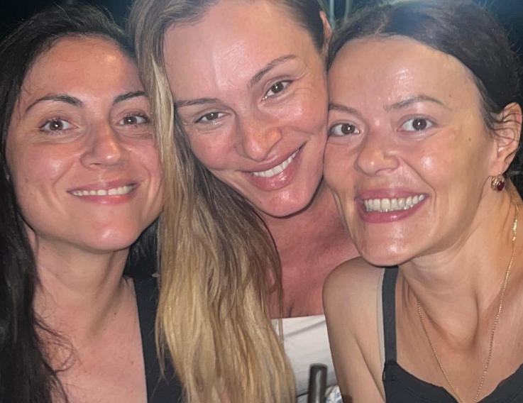 (FOTO) "Aida je SA TATINE STRANE, a Romanela sa mamine" Anabela Atijas pokazala OBJE SESTRE, pa pokrenula more komentara