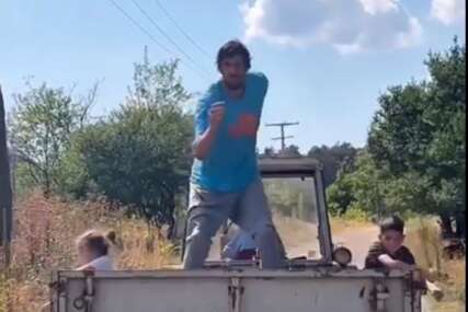 (VIDEO) Snimak postao hit na mrežama: Boban Marjanović se POPEO NA PRIKOLICU, pa zaigrao