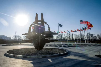 SASTAJU SE NATO MINISTRI Glavna tema razgovora u Briselu biće Ukrajina i odbrana Alijanse