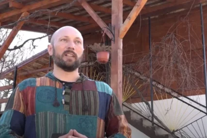 „Nudimo tradicionalni život na selu“ Dragan se iz grada preselio na djedovo imanje, napravio poznat ranč i razvio turizam