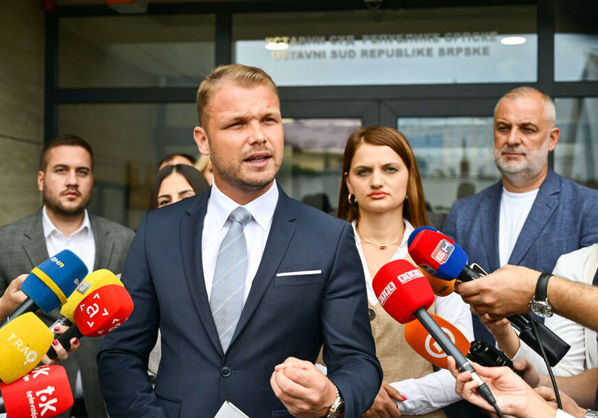 (FOTO) “Ludilo režima je sve izraženije” Stanivuković traži OCJENU USTAVNOSTI Zakona o finansiranju političkih organizacija u Srpskoj