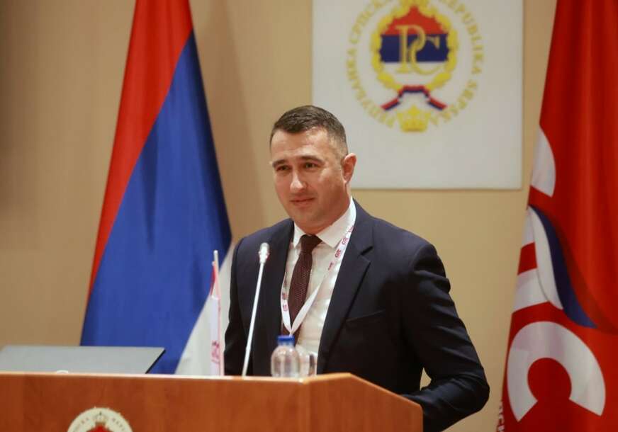 “Zabrana obnove kapele u Sanskom Mostu je SRAMNO KRŠENJE prava Srba” Miletić o DISKRIMINIACIJI srpskog naroda u FBiH