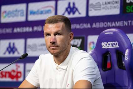 (FOTO) Odmah pokazao klasu: Samo 40 minuta je trebalo Džeki ZA PRVI GOL u Fiorentini
