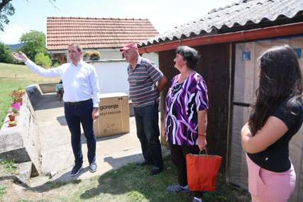 (FOTO) Selak u Driniću: Pomoć SOCIJALNO UGROŽENOJ porodici