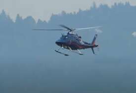 ZBOG OPASNOSTI OD MINA Helikopter OS BiH obustavio gašenje požara kod Jajca