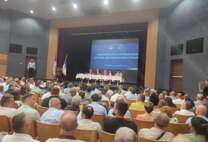 Skupština SDS zapela na prvom koraku: Već 4 sata se svađaju oko dnevnog reda i delegata koje je iz Bijeljine doveo Ljubiša Petrović