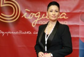 Rodićeva pružila podršku mjerama koje štite dostojanstvo porodice "Finansijska podrška NEZAPOSLENIM RODITELJIMA VIŠEČLANIH PORODICA jedna od najznačajnijih socijalnih mjera"