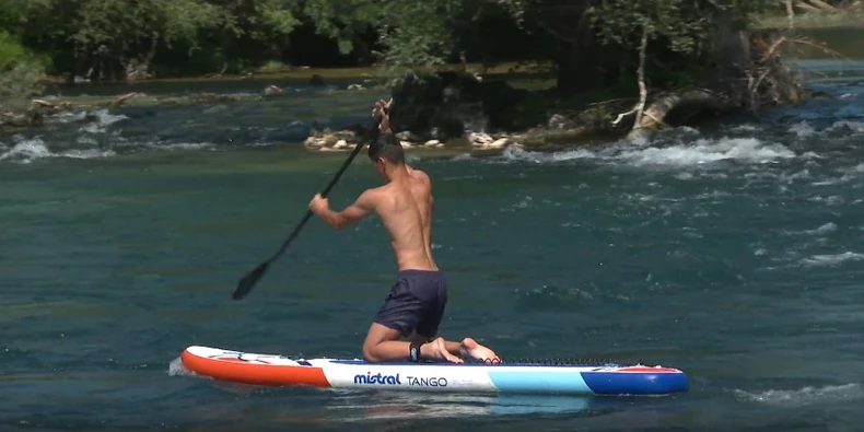 "Nismo heroji" Marko i Nikola (17) SPASLI 2 STRANCA od davljenja, prestravili se kad su zaronili treći put