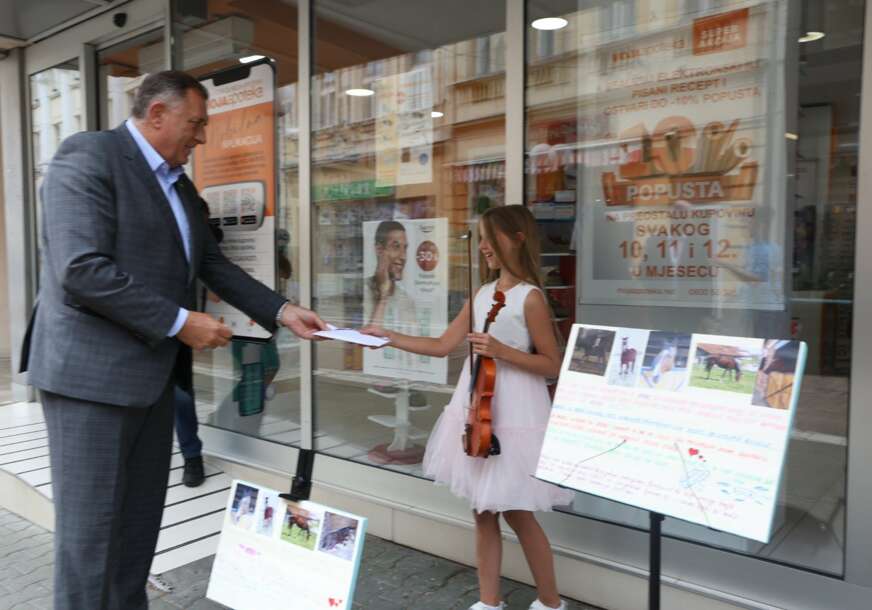 (FOTO) “Njen predivni gest me je emotivno dirnuo” Dodik odlučio da POMOGNE djevojčici Vanji da dobije novog konja