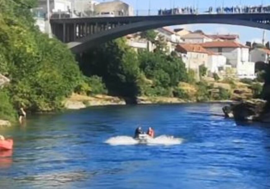 Skokovi sa mosta u Mostaru