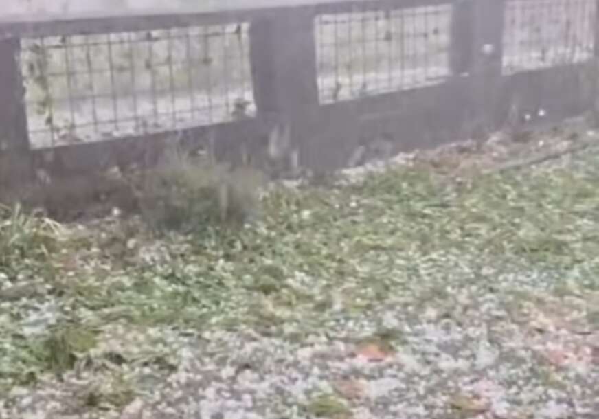 (VIDEO, FOTO) "MJEŠTANI PRIJAVLJUJU ŠTETE" Snažno nevrijeme stiglo u BiH, u ovim gradovima led oštetio kuće i vozila