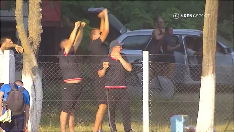 (VIDEO) Proslavio pobjedu svog konja: Nikola Jokić na hipodromu u Srbobranu