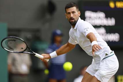 ĐOKOVIĆ PRETEKAO FEDERERA Najviše polufinala u istoriji Vimbldona, čak 14
