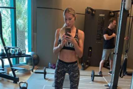 (FOTO) SARA STIŽE DA POKORI MARAKANU Supruga Marka Arnautovića važi za jednu od najzgodnijih žena fudbalera, a radila je i kao top model