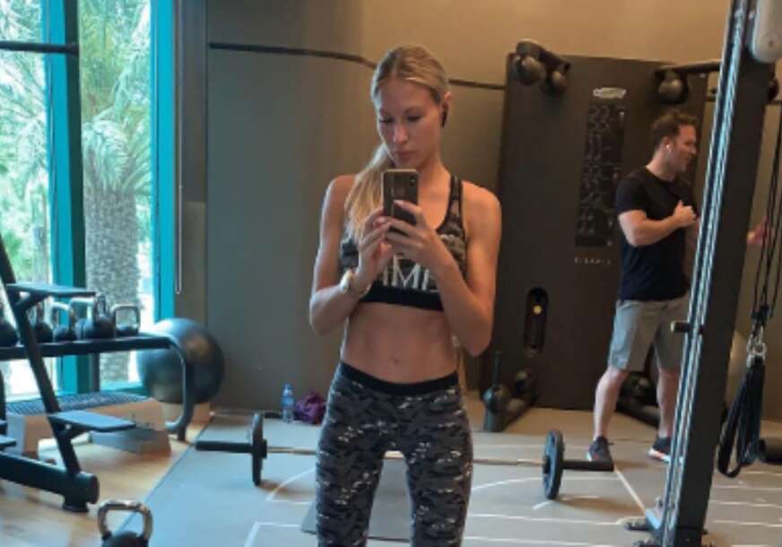 (FOTO) SARA STIŽE DA POKORI MARAKANU Supruga Marka Arnautovića važi za jednu od najzgodnijih žena fudbalera, a radila je i kao top model