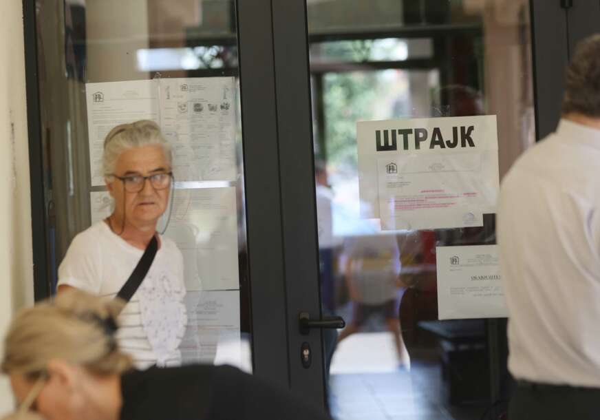 "Da vodimo djecu na posao?" Roditelji u neizvjesnosti pred GENERALNI ŠTRAJK u vrtićima, šta će sutra odlučiti odbornici